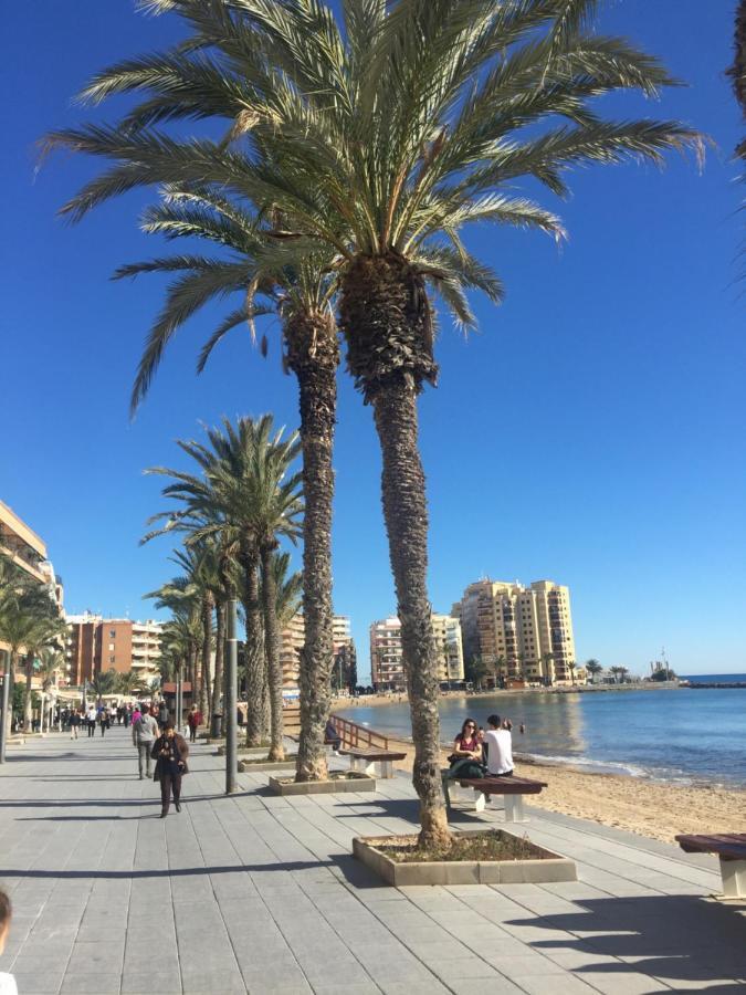 Beach And Рool Torrevieja Exterior foto